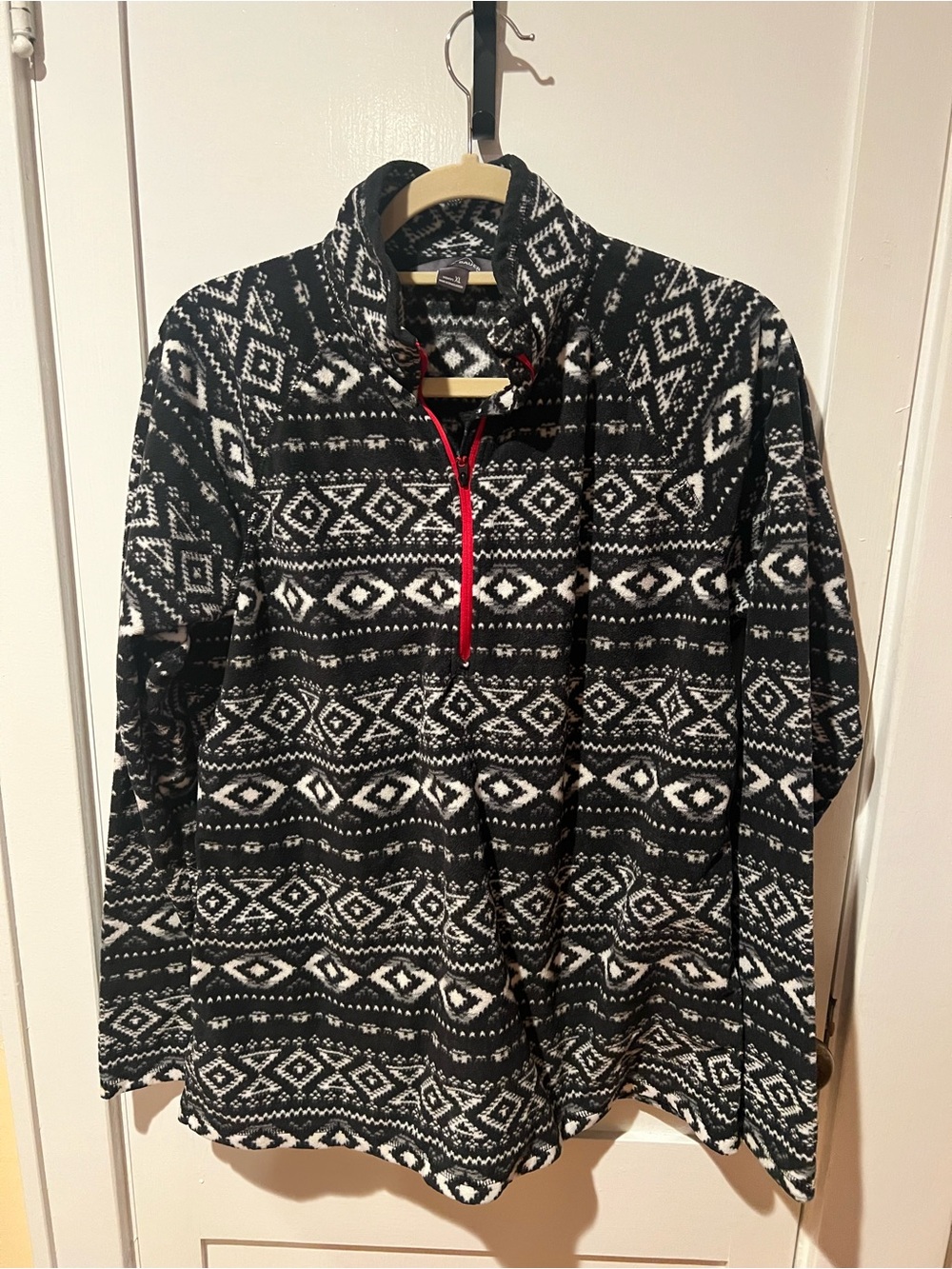 Eddie Bauer Black and White Patterned Quarter-Zip Sweater with Red Zip